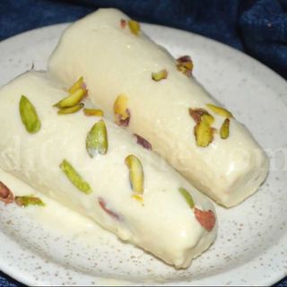 Indian Shahi Kulfi