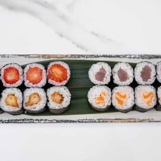 607.Hossomaki Mix (16 peças)