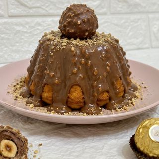 Mini Bolo Vulcão Ferrero Rocher
