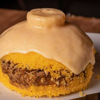 Cuscuz Carne Seca com Queijo Coalho