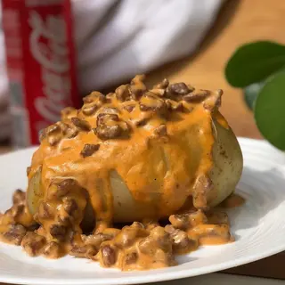 Batata Recheada Strogonoff de Carne