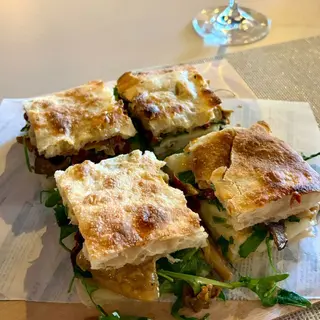 Calabrisella