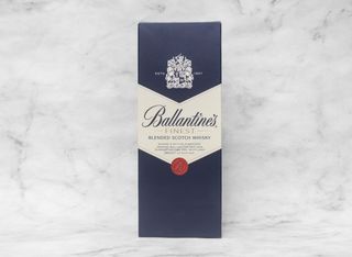 A3. Whisky Ballantine's Finest