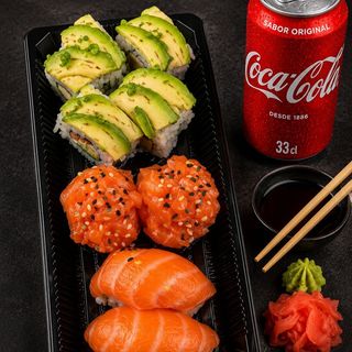 A2. Combo de Salmão – 8 Peças - Coca-Cola