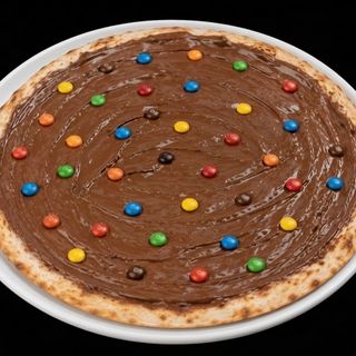 Pizza com Nutella e M&M's