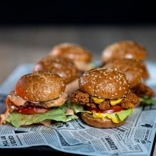 Mini Burger vita (4buc)