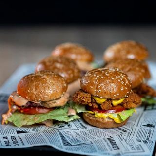 Mini Burger vita (6 buc)