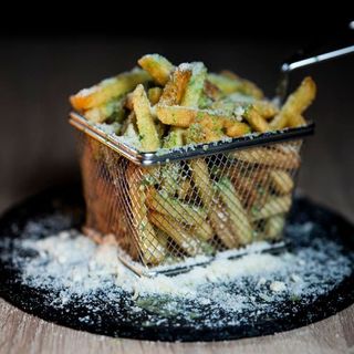 Cartofi parmezan si usturoi