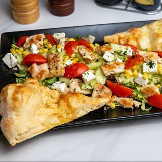 Salată cu pui