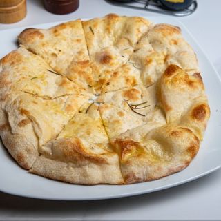 Focaccia cu rozmarin