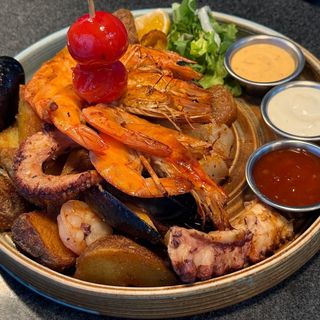 Mix de fructe de mare grill