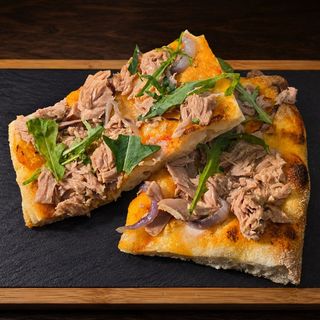 Pizza Tonno