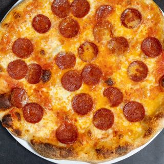 Pizza Salami Ø32cm