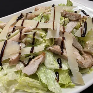 Salată Caesar