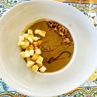 Supă Cremă De Ciuperci Sălbatice