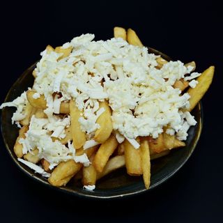 Cartofi Prăjiți cu Brânză