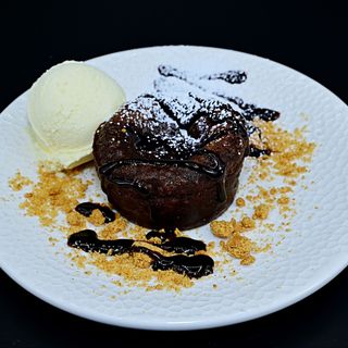 Lava Cake cu Înghețată