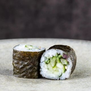 Cucumber maki