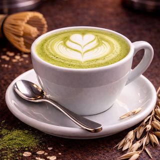 De Post: Matcha Latte cu lapte de ovăz