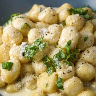 Cheesy gnocchi