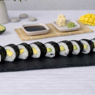 Avocado maki