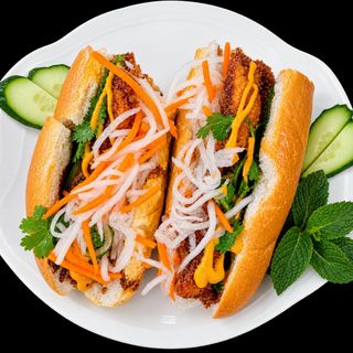 Sandwich Cu Pui - Bánh Mỳ Gà