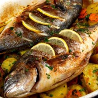 Dorada la plita cu legume