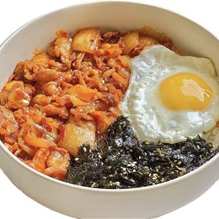 010 Korejski ljuti pileći bibimbap/ Spicy Chicken Bibimbap