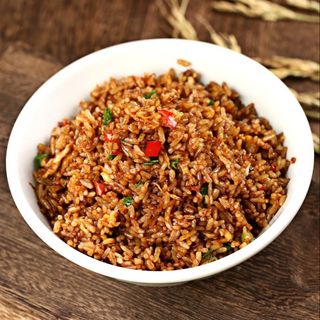 Chicken Fried Rice鸡肉炒饭Prženi pirinač sa Piletinom
