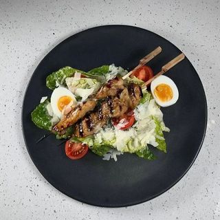 Салат Цезар З Курчам Кусіякі
