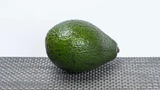 Avokado komad