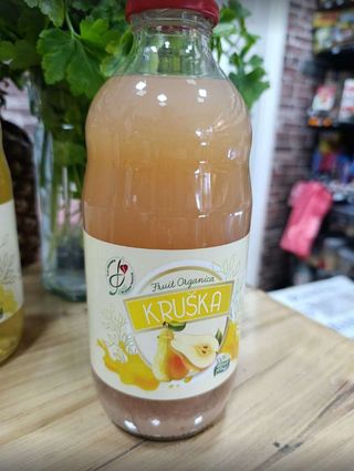 Domaći hladno cijeđeni sok od kruške