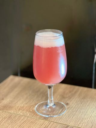 Tavkveri Qvevri Petnat Red Megobrebi 1l