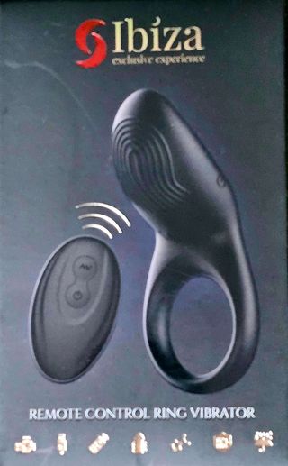 Anillo vibraciuon con estimulador clitorial contro remoto recargable.