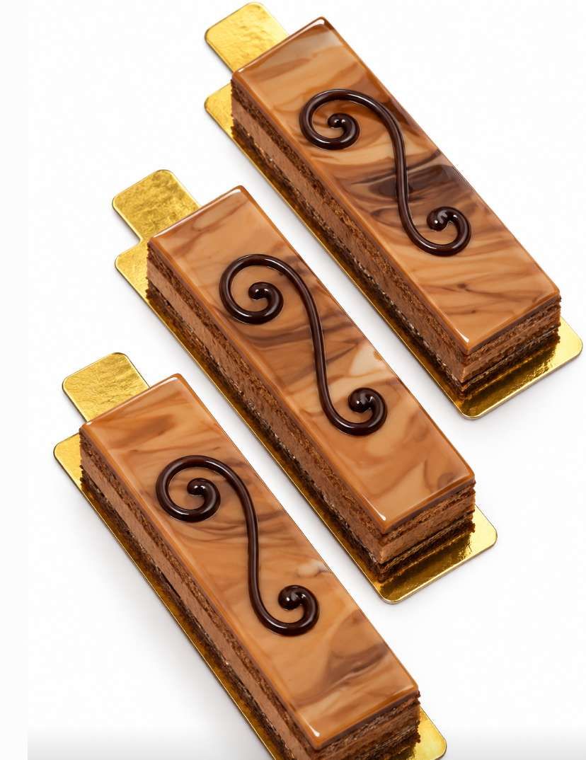 Pâtisserie Chocolat-Vanille 1 piece by poussin