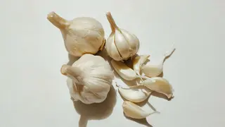 ნიორი 0.1 - 0.2 კგ
