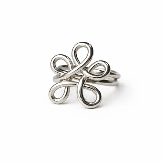 DAISY SILVER