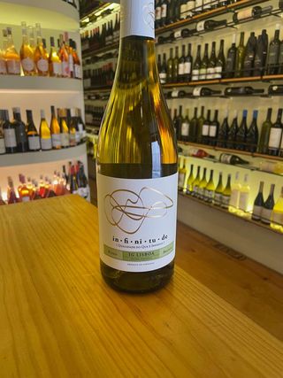 Infinitude blend branco 2023 chardonnay e semillion