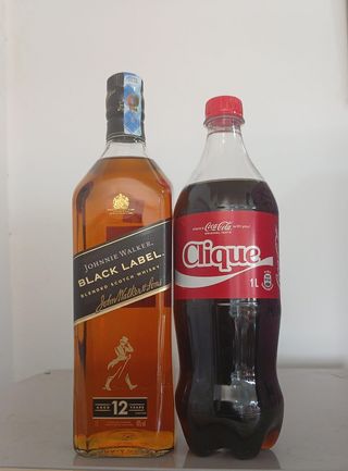 Johnnie Walker Black Label Blended Scotch Whisky, 1L