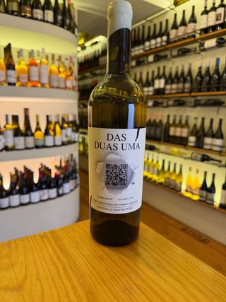 Das Duas Uma branco arinto vinho natural