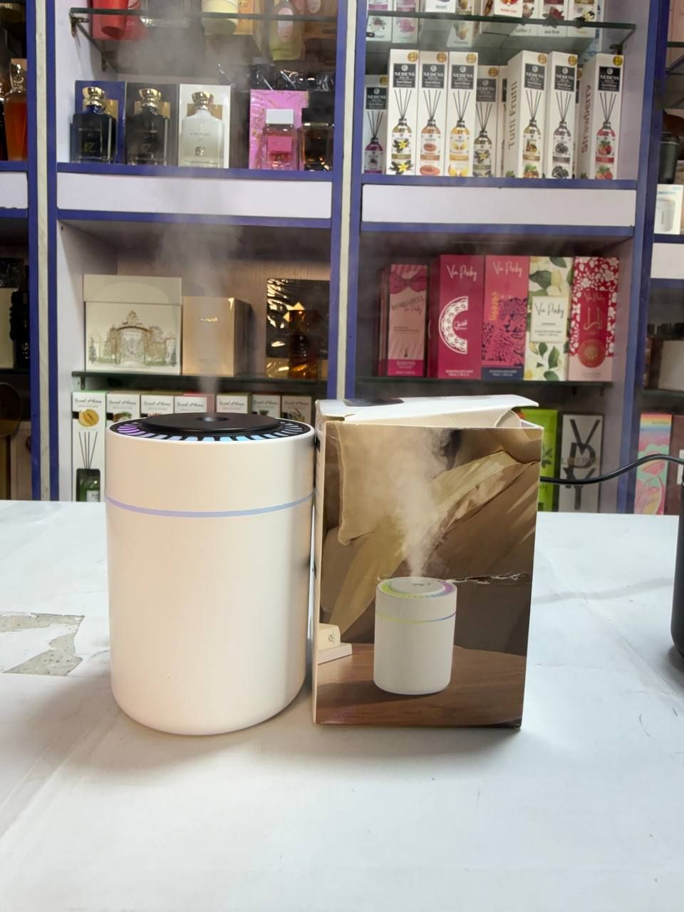 H09 Colourful Humidifier White, 180ml