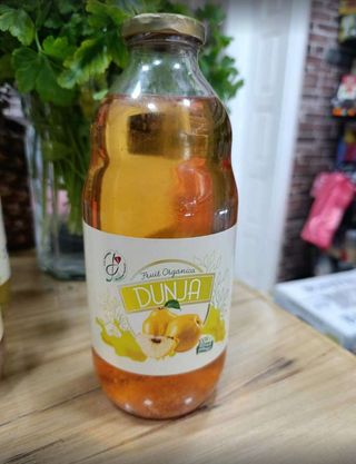 Domaći hladno cijeđeni sok od dunje