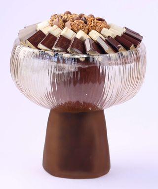 Coupe en verre ambré avec base tentée GM