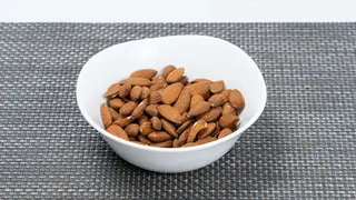 Badem sirovi 100 g
