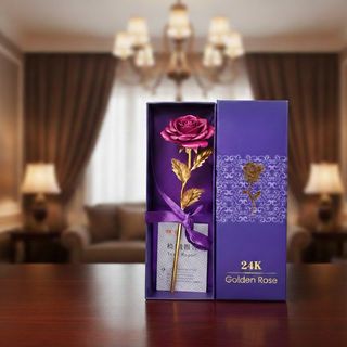 Ružičasta folija ruža sa zlatnom stabljikom u luksuznoj ljubičastoj kutiji