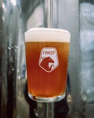 Пиво Tripel Гонір 1л