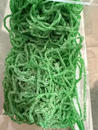 Sour apple spaghetti, 50g