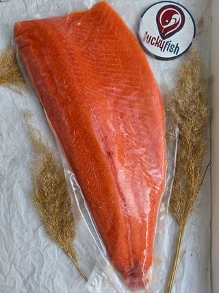 Філе Форелі с/м на шкірі (ціна за 100г)