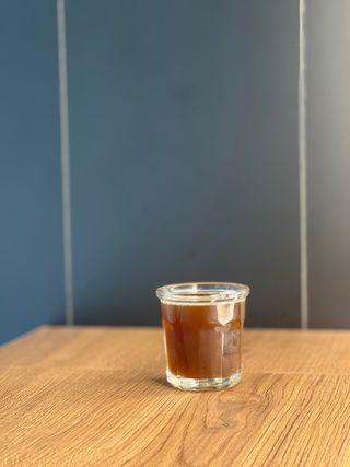 ინგლისური წითელი ელი 19% მეგობები 1ლ