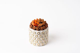 Pot à relief circulaire doré (C24MM)